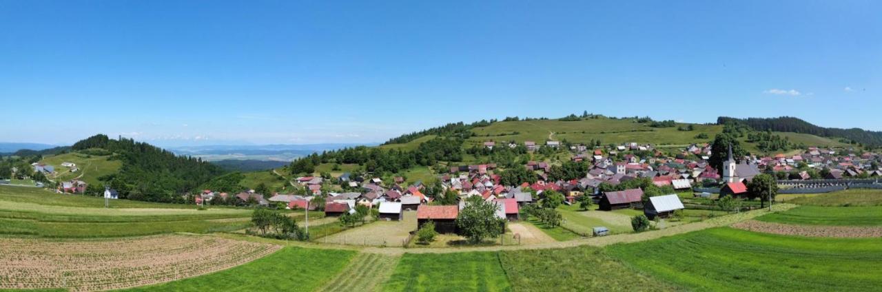 Chalupa Helena Na Poraci Buitenkant foto